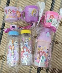 プリンセス水筒+コップ