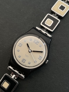 swatch スウォッチ レディース 女性 腕時計 時計 クオーツ ファッション 小物 コレクション ジャンク品 Aa145