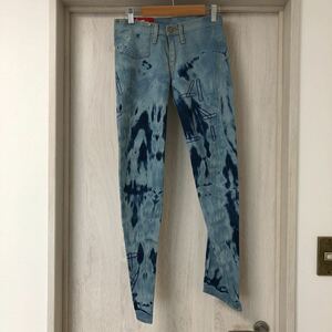 (k) Levis RED 新品未使用 パッシブアグレッシブ デニムパンツ w24 66cm ブルー 青 