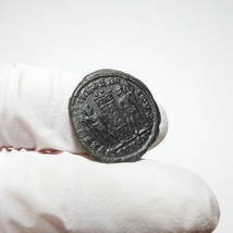 【古代ローマコイン】Constantine I（コンスタンティヌス1世）クリーニング済 ブロンズコイン 銅貨 フォリス(8wfdtjcWY3)_画像8