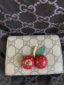 GUCCI グッチ チェリー 二つ折り コンパクト 財布 ウォレット GGスプリーム キャンバス レッド 赤 メンズ レディース