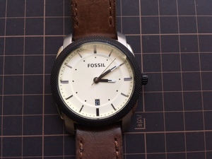 程度良好 FOSSIL フォッシル デイト FS4836 オフホワイト・アイボリー系文字盤 純正革ベルト クオーツ メンズ 腕時計