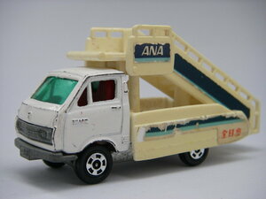 トミカ 日本製 ジャンク品 (白) 全日空 タラップ車 トヨタ ハイエース ＜ルース＞ Tomica ANA