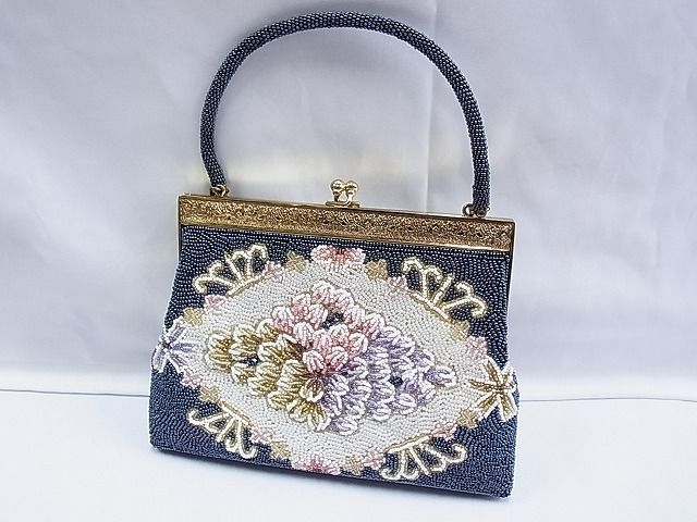 新品で購入 美品 逸品 和装バッグ スワロフスキー風 ストーン ビーズ