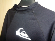 607◆QUIK SILVER アンダーシャツ ジュニア◆クイックシルバー size14-L 黒 七分袖 ハイネック モック 軽量 吸汗速乾 ゆうパケット発送5G _画像2