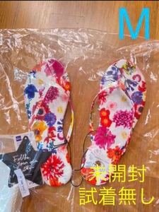 新品GUジーユー　蜷川実花　コラボ　ビーチサンダル mika ninagawa 花柄　ホワイト オンライン未開封 サンダル ニナガワミカ