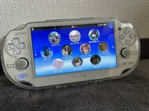 SONY PSVITA PCH-1000 ZA01 本体 wifi モデル 初期化 プレイステーション ビータ ヴィータ 動作確認済み アダプター付き　専用ケース_画像3