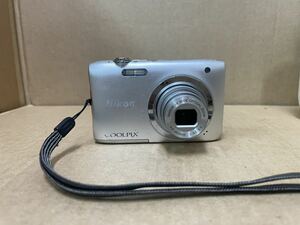 N195/ニコン COOLPIX A100 デジタルカメラ 　液晶難あり　ジャンク