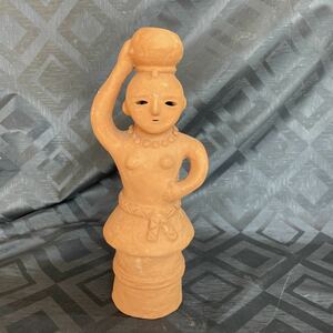 Art hand Auction 埴轮女人画水埴轮无釉陶器民间工艺品妇女埴轮水画雕像装饰室内园艺物品花园装饰品, 手工作品, 内部的, 杂货, 装饰品, 目的