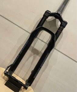 [ новый товар * не использовался ]ROCKSHOX Revelation RC Fork 27.5 150mm