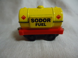 即決　ＵＳ　2003年製　きかんしゃ　トーマス　SODOR FUEL　燃料タンク　貨物車　ダイキャスト　ミニカー　6.6センチ　GULLANE社製