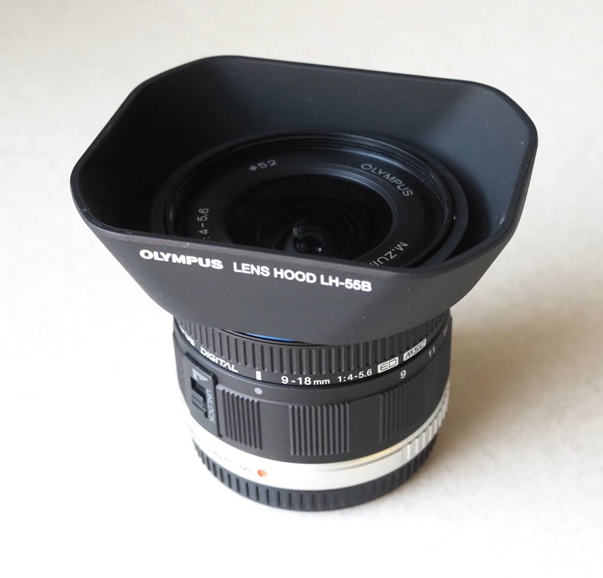 美品・レンズフード付き】 OLYMPUS オリンパスM.ZUIKO DIGITAL ED 9