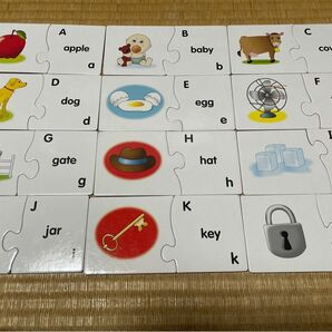 オーストラリアで購入　アルファベットパズル 知育パズル 知育玩具