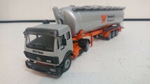 Conrod Mercedes Benz SK TANKER TRAILER WESTBAU 1/50 コンラート メルセデス ベンツ タンカー トレーラー 1/50 ミニカー_画像1