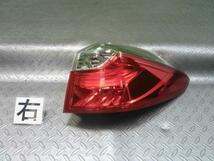 ホンダ(Honda) シャトル GK8 右テールランプ 品番 33500-TE3-J01_画像1