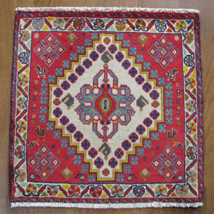 イラン製 ギャッベ 63×62cm 手織り ウール100％ 座布団サイズ ミニ ラグ チェアパッド（ZP-967）