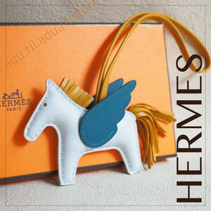 未使用極美品★ エルメス HERMES ロデオ ペガサスPM チャーム ブルー トリコロール キーホルダー ストラップ ラム アミューミロ 馬ブランド