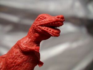 恐竜１００万年①月38当時物 駄菓子屋 恐竜 ポリ人形 1973年「検 パチ怪獣 消しゴム おまけ ジュラシックパーク 昭和の玩具