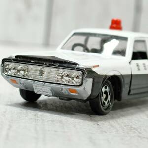 トミカ TOMICA ミニカー ニュークラウン NEW CROWN パトカー 愛知県警 NO.32 1/65 タカラトミー コレクション 箱無し 【12267