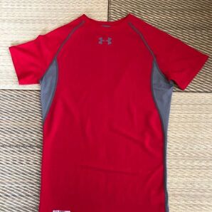 アンダーアーマー METAL HEATGEAR半袖Tシャツ