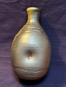  Bizen ... sake bottle . equipped [6695]