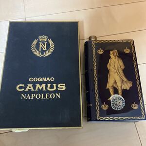 未使用　カミュ CAMUS ナポレオン NAPOLEON 古酒 箱付き ブック 陶器 BOOK 1981 ブルー　ブランデー　コニャック