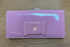 【新品・未使用品】 箱付き　Vivienne Westwood リボン オーブ エナメル パテント長財布　くすみピンク