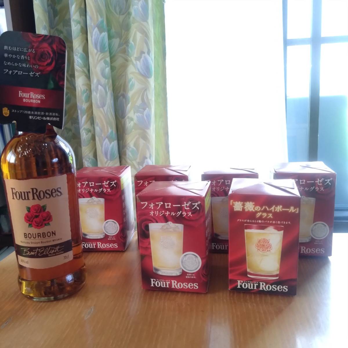 返品交換不可】 Four Roses 雑貨 インテリア テナント 看板 電飾