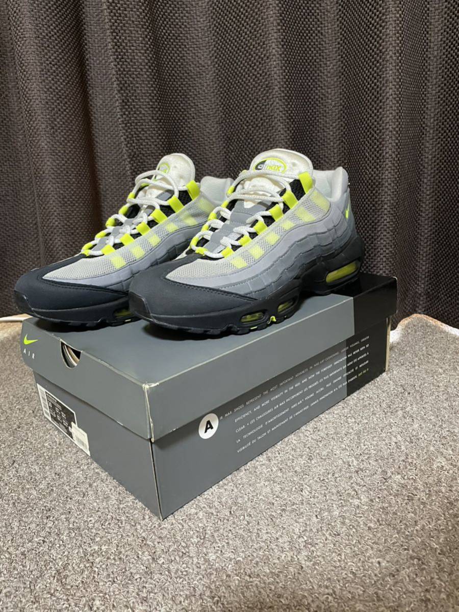 ヤフオク! -「エアマックス95 イエロー 28」の落札相場・落札価格