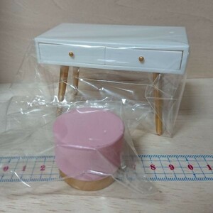 ☆単品 リーメント◆テーブル＆椅子　ミニチュア 　MAKEUP Dresser1.6◆ドレッサー　チェア