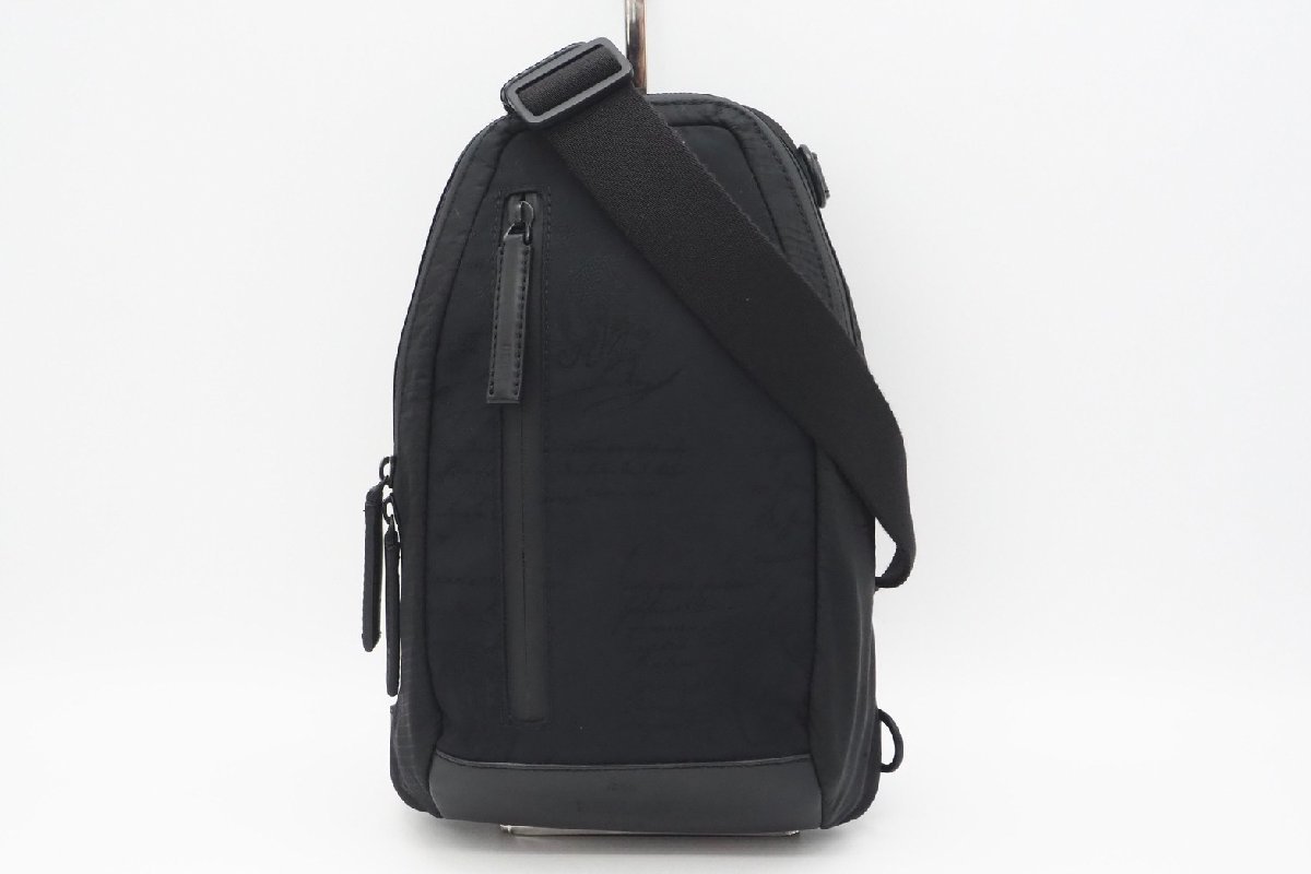 ヤフオク! -「ベルルッティ」(ボディバッグ) (メンズバッグ)の落札相場