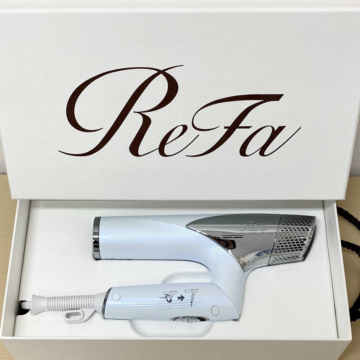 憧れの - futa10様専用 ReFa RE-AJ02A WHITE リファ - 中古 激安通販:18032円 - ブランド:リファ