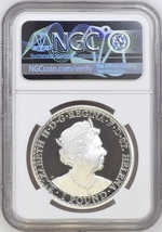 2022年 セントヘレナ ウナとライオン 1ポンド 1オンス 1oz プルーフ 銀貨 NGC PF69 ULTRA CAMEO 女王ラベル イギリス_画像2