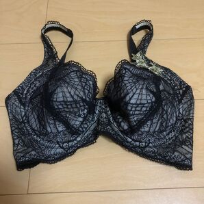中古品 MARUKO マルコ 補正下着 ブラジャーE70