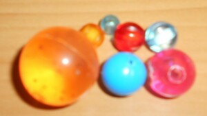 飾り物 ボール プラスチック製 各種サイズ入り 中古 7個1セット