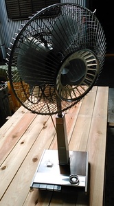  that time thing * retro electric fan * old electric fan * Showa era . electric fan * antique . electric fan * rare goods * Toshiba CRYSTAL ZEPHYR* wood grain * Neo classic * Aichi prefecture 