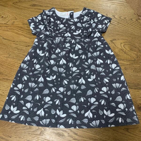 ZARA baby ザラ花柄　ワンピースサイズ 98 2〜3y