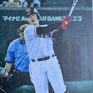 超貴重！プロ野球オールスター第2戦 岡本4番で輝く 万波連夜の驚弾 2023年 バウアー 読売新聞 7/21