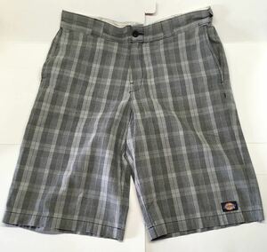 【アメリカ合衆国インポート物古着・Dickies/ディッキーズ】ショートパンツ ハーフパンツ（グレー系チェック柄・W34・古着）