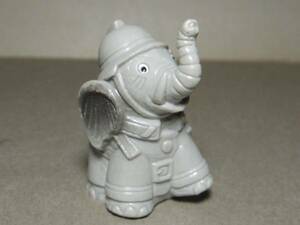 ベンジャミン ザ エレファント 象のベンジャミン PVCフィギュア 消防士 BULLY