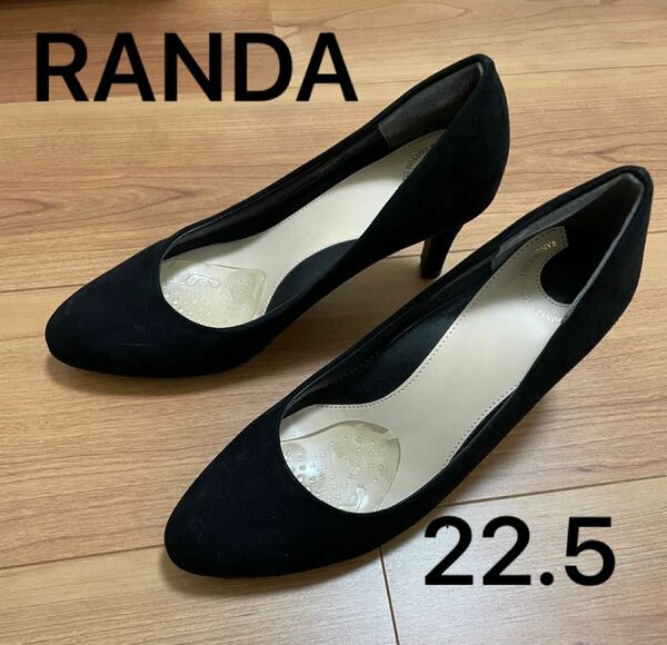 RANDA 黒パンプス