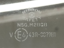 _b143287 スズキ ワゴンR FX MH34S ドア ガラス 小窓 ウィンドウ リア リヤ 右 R/RH M28Q8 MH44S マツダ フレア MJ34S MJ44S_画像2