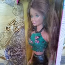 マテル　Barbie　新品未使用”バービースタイルファッションアベニュー“黒パンツスタイル　外箱スレ傷あり。_画像4