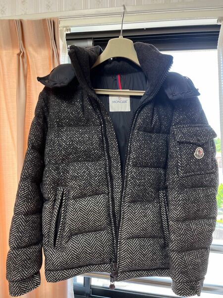 MONCLER モンクレール ダウンジャケット