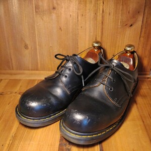 人気 ドクターマーチン Dr.Martens 3ホール レザーシューズ 黒 UK7 スチールトゥ oi PUNK SKINS パンク スキンズ バイカー ロックンロール