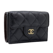 【展示品処分】シャネル CHANEL 財布 クラシック スモール フラップ ウォレット マトラッセ キャビアスキン ブラック AP0230 Y33352 C3906_画像1