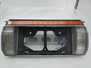 MS135 130系 トヨタ クラウン ロイヤル リヤ ナンバー灯 ランプ バックランプ コイト/30-158 中古 ☆050703ｒｓ