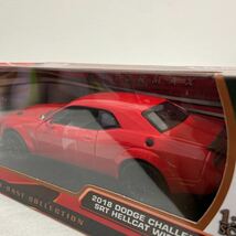 MOTOR MAX 1/24 DODGE CHALLENGER SRT HELLCAT WIDEBODY ダッジ チャレンジャー ヘルキャット アメ車 完成品 ミニカー モデルカー_画像5