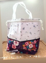 *handmade*【リバーシブルな巾着袋】2way お弁当袋 ランチ＆トートバッグ ☆薄紫小花柄×紫さくら和花柄☆手作り ハンドメイド_画像1