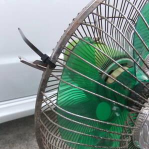 緑色の扇風機 動作確認済み 昭和 レトロ ビンテージ 電化製品 家電 アンティーク 骨董 レトロポップ ディスプレイ の画像4